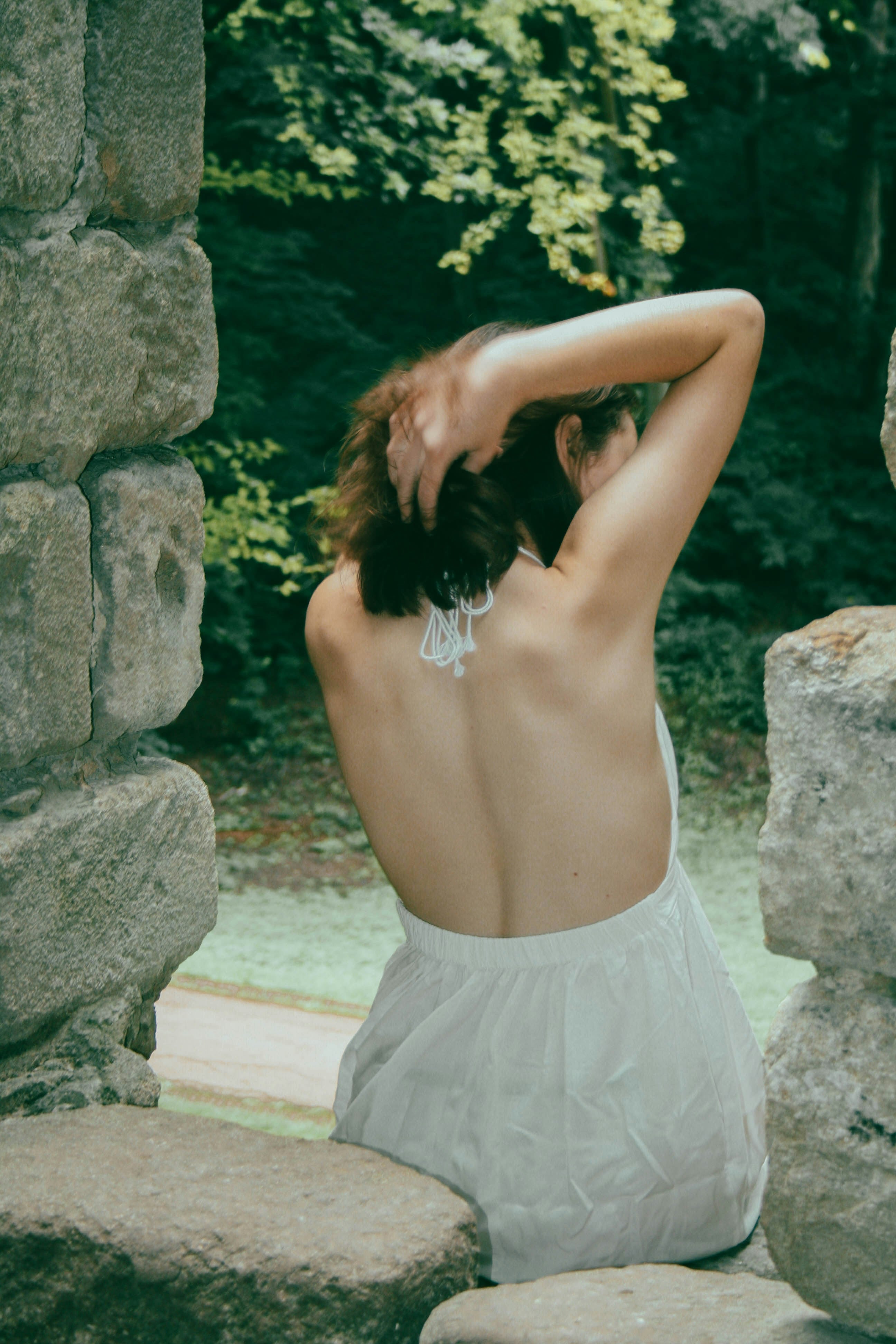 Robe Dos Nu Élégante – L’Essentiel de Vos Vacances